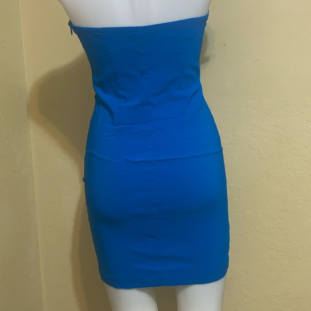 Dress - Picture 2 of 2